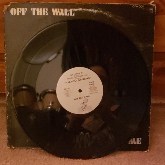 Off The Wall presents "The Title Eludes Me" Vinyl - Picture 3 of 4